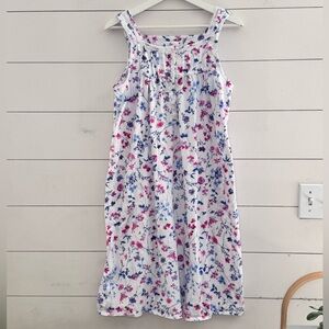 Aria Collection sleeveless 100% cotton nightgown with a floral pattern Sz Medium